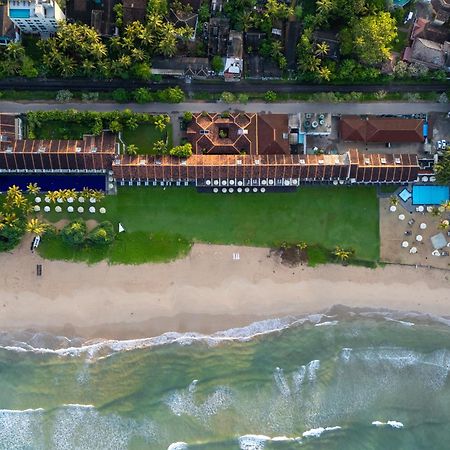 Ekho Surf Hotel Bentota Bagian luar foto