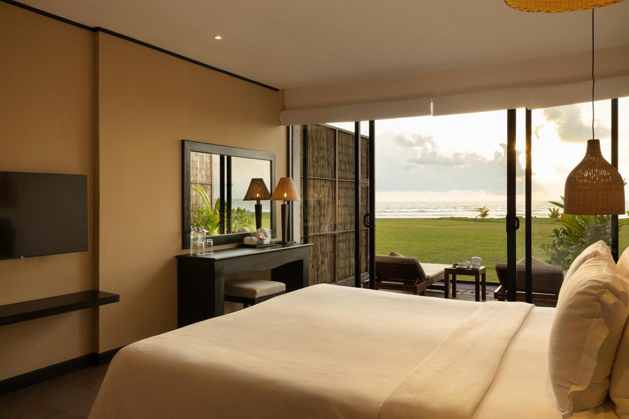 Ekho Surf Hotel Bentota Bagian luar foto