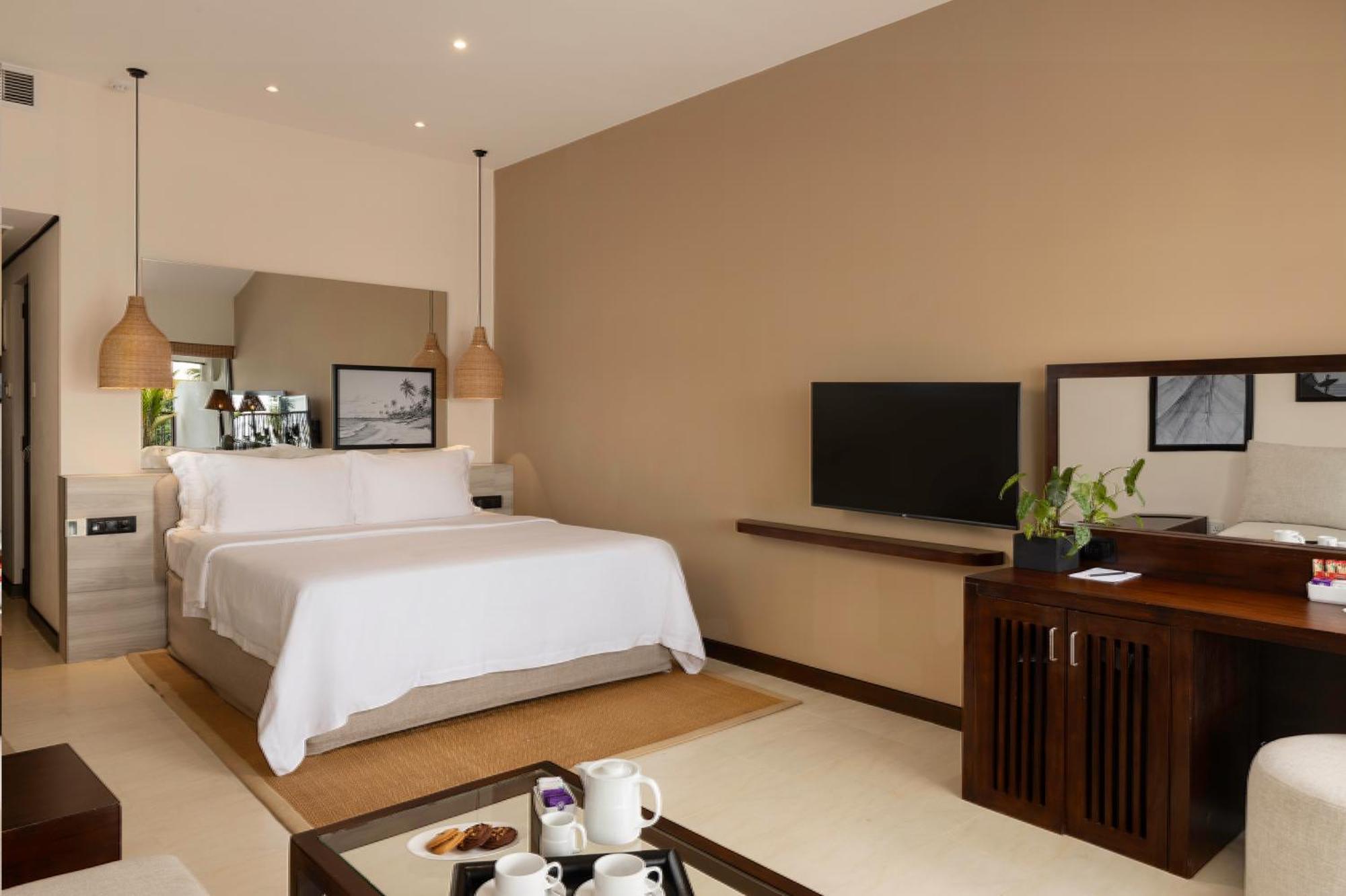 Ekho Surf Hotel Bentota Bagian luar foto