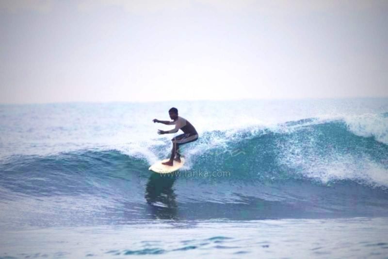 Ekho Surf Hotel Bentota Bagian luar foto